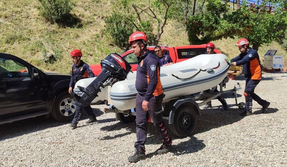 Afşar Barajı patlama senaryosu gerçeğini aratmadı
?v=1