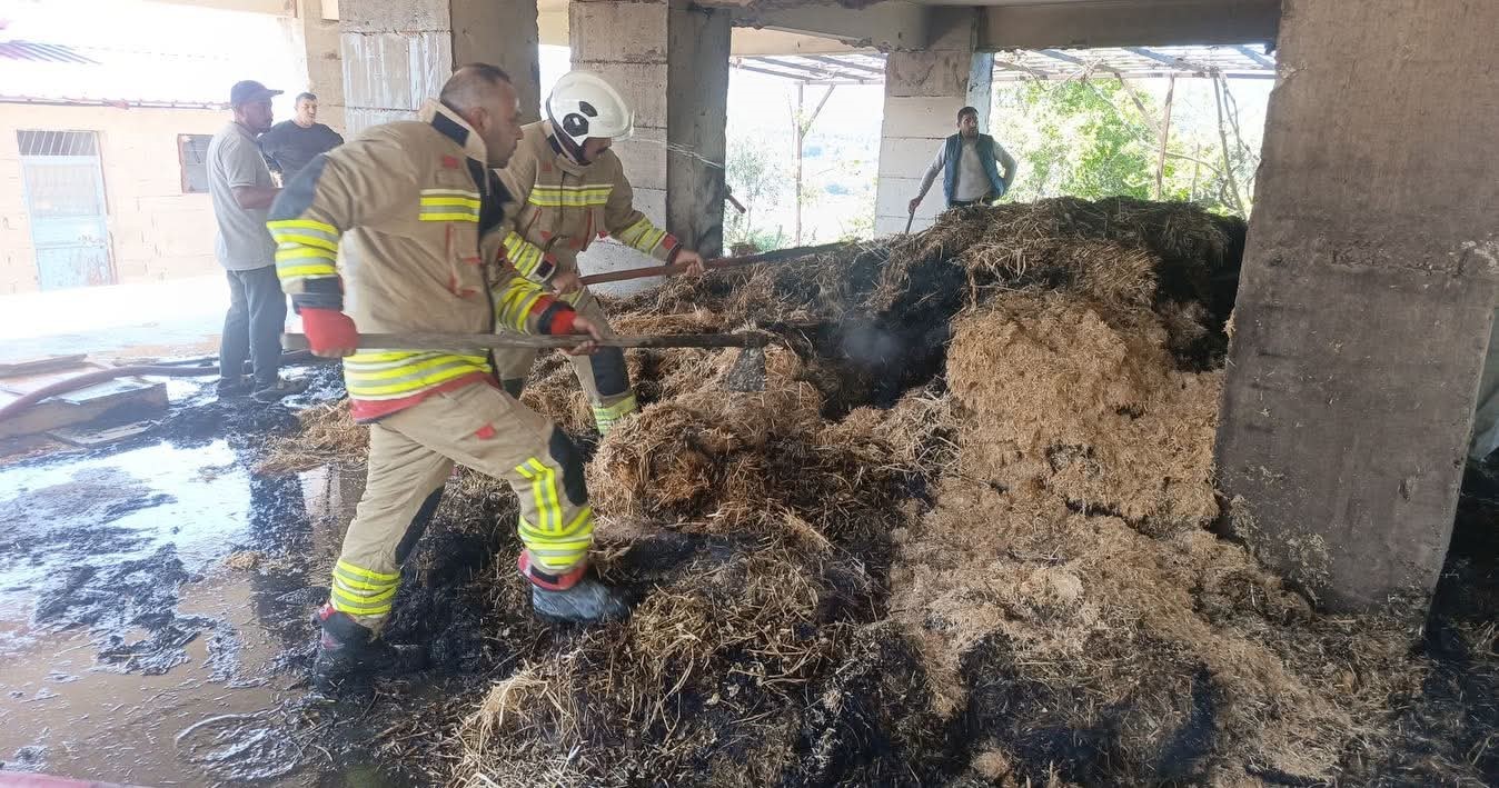 Defne’de samanlık yangını
?v=1