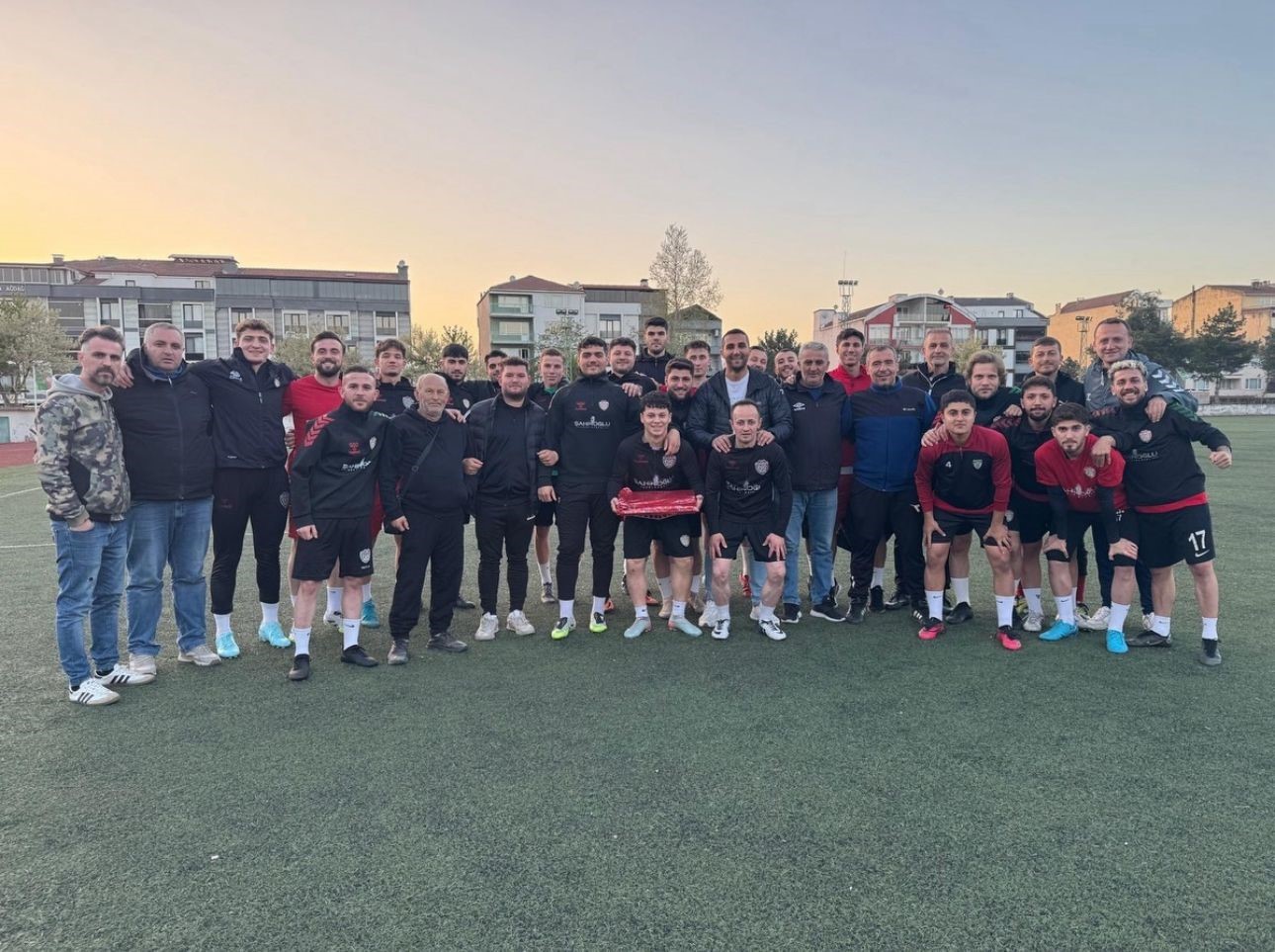 Osmanelispor’da hedef BAL
?v=1