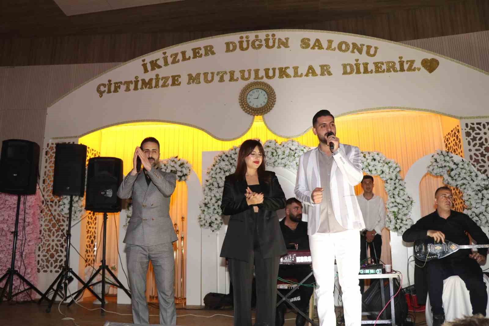 Ahmet Sami için söylediler
?v=1