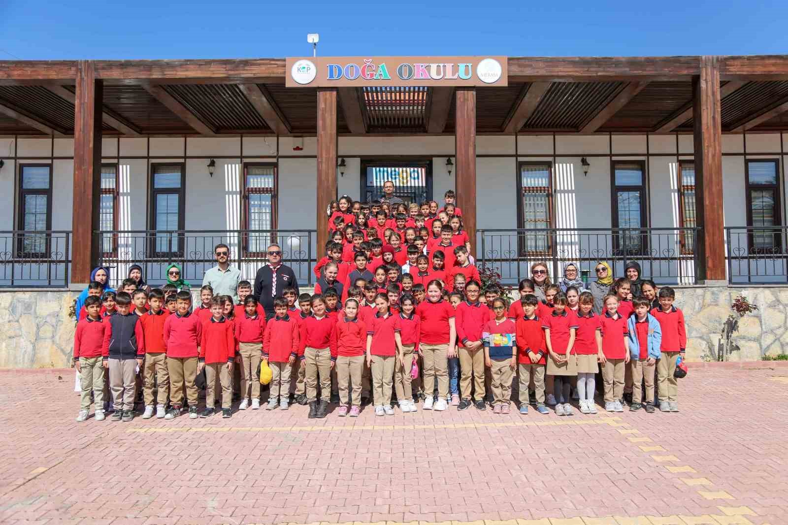 Meram’da bir nesil doğa eğitimleriyle büyüyor; ‘MEGA Doğa Okulu’nda bir eğitim yılı daha tamamlandı’
?v=1