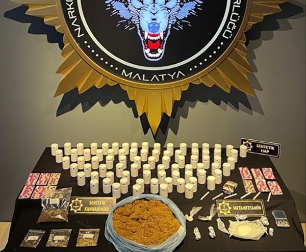 Malatya’da uyuşturucu operasyonu: 11 gözaltı
?v=1