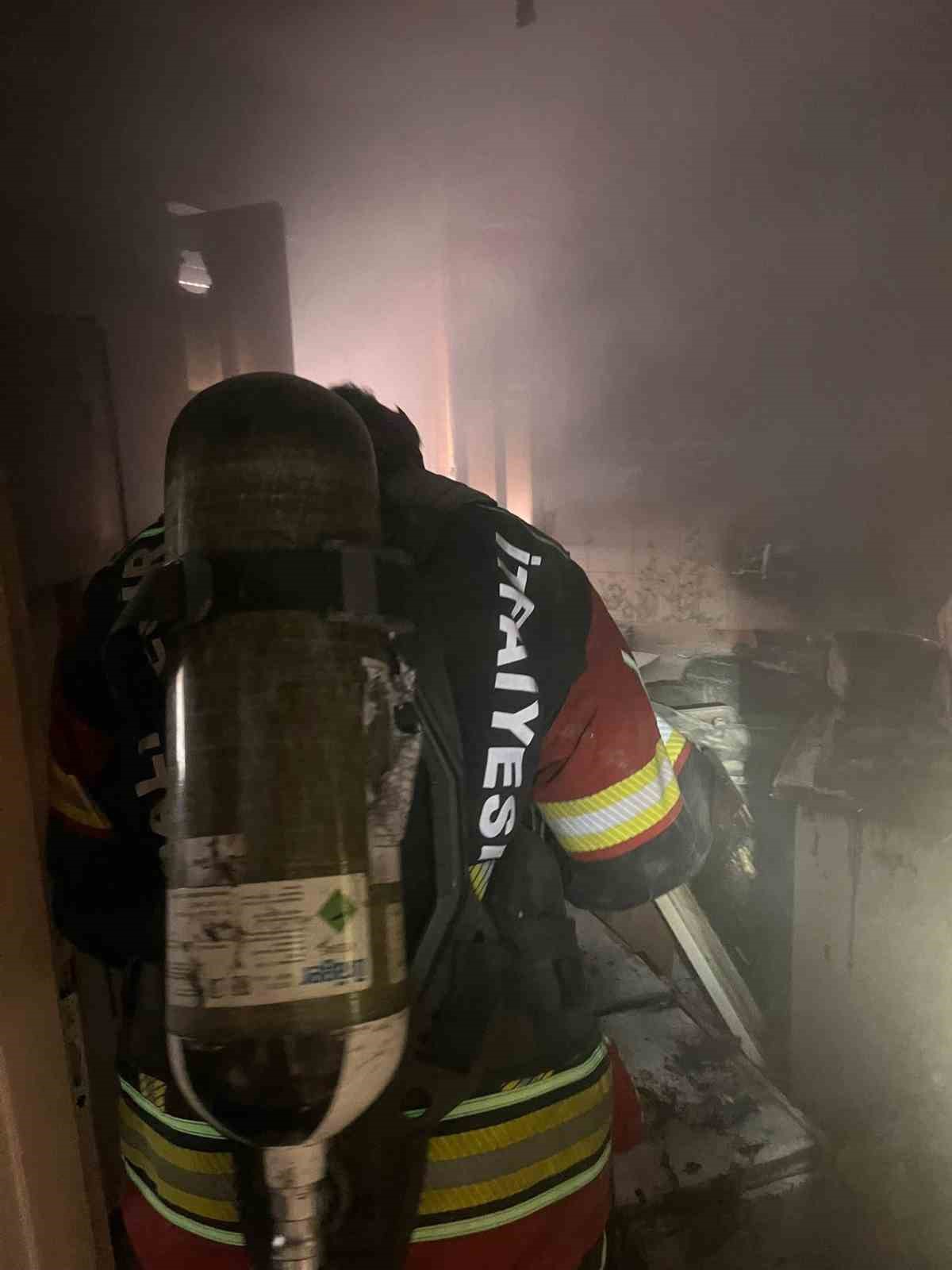 Edremit’te korkutan ev yangını
?v=1