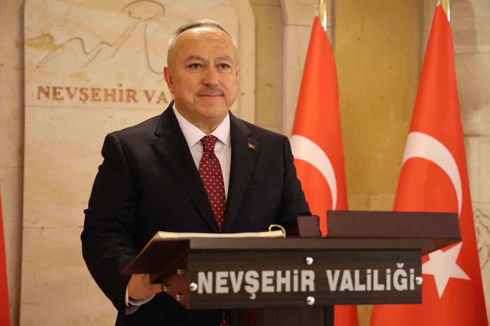 Emniyet Genel Müdürlüğü’ne atanan Vali Fidan için uğurlama töreni düzenlendi
?v=1