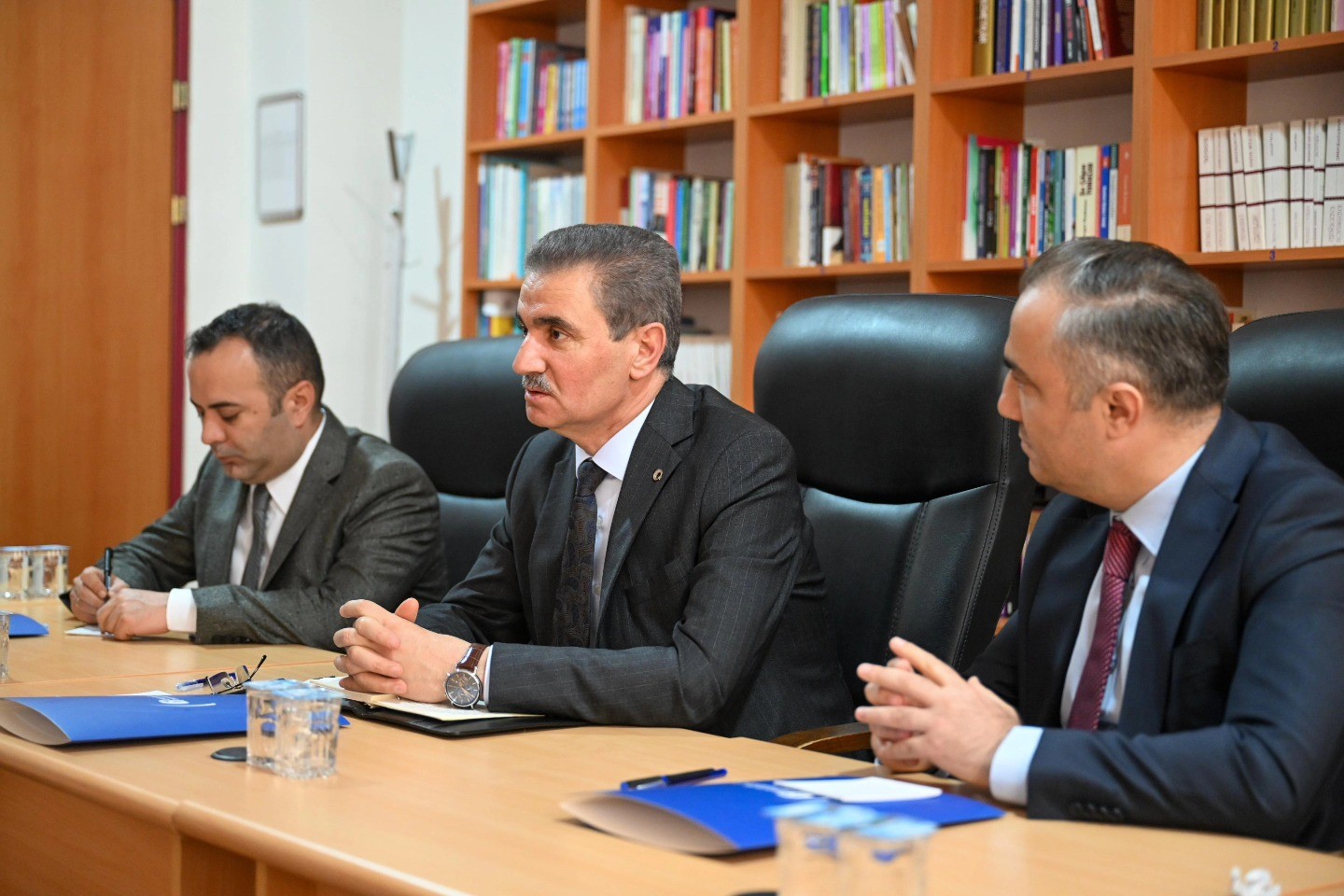 Erzurum Defterdarlığı’ndan 2025’de hedef ve gerçekleşme oranının yüzde 109,2  oldu
?v=1