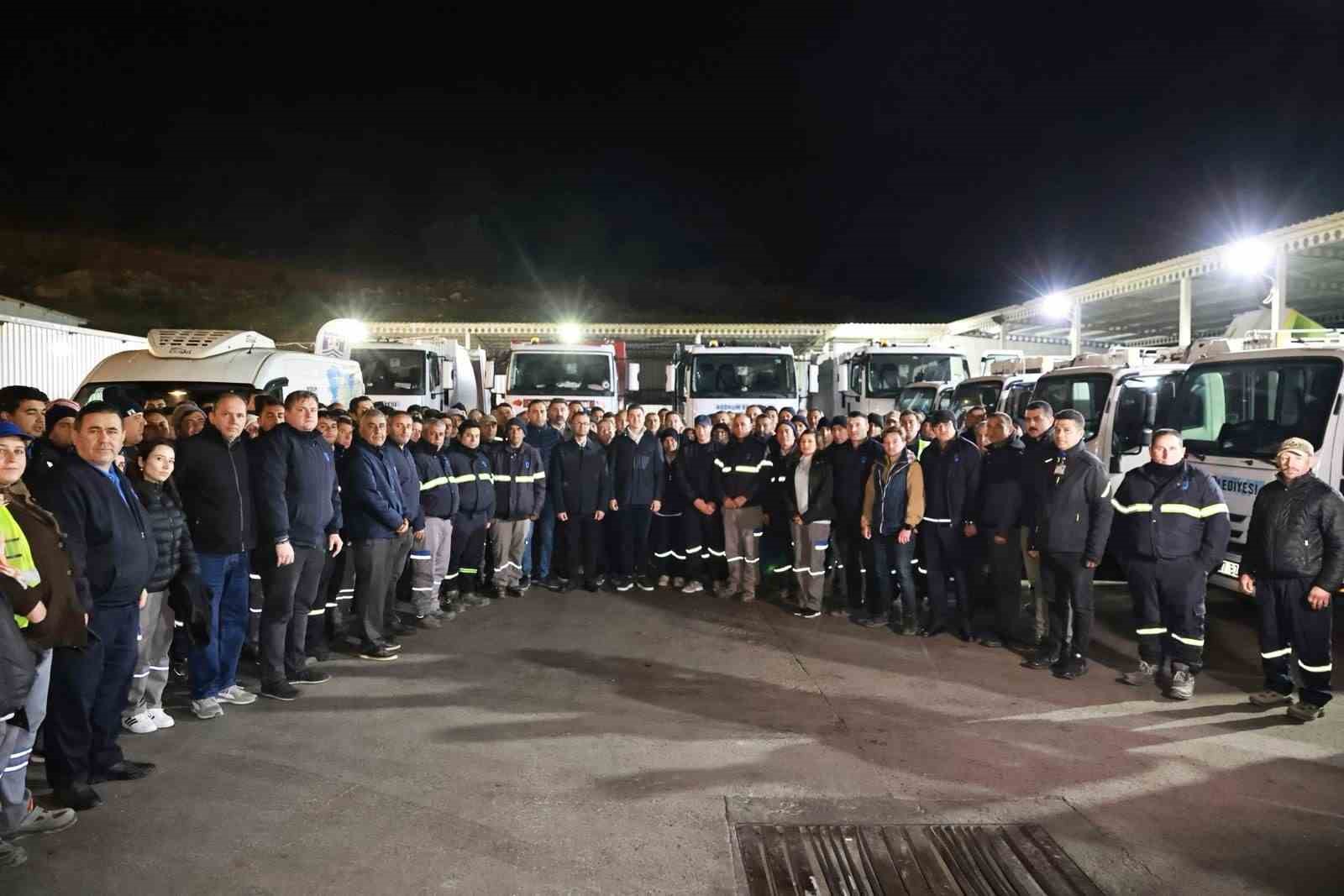 Başkan Mandalinci’den 1 Mayıs mesajı:  Hayatın yükünü emek taşır 
?v=1