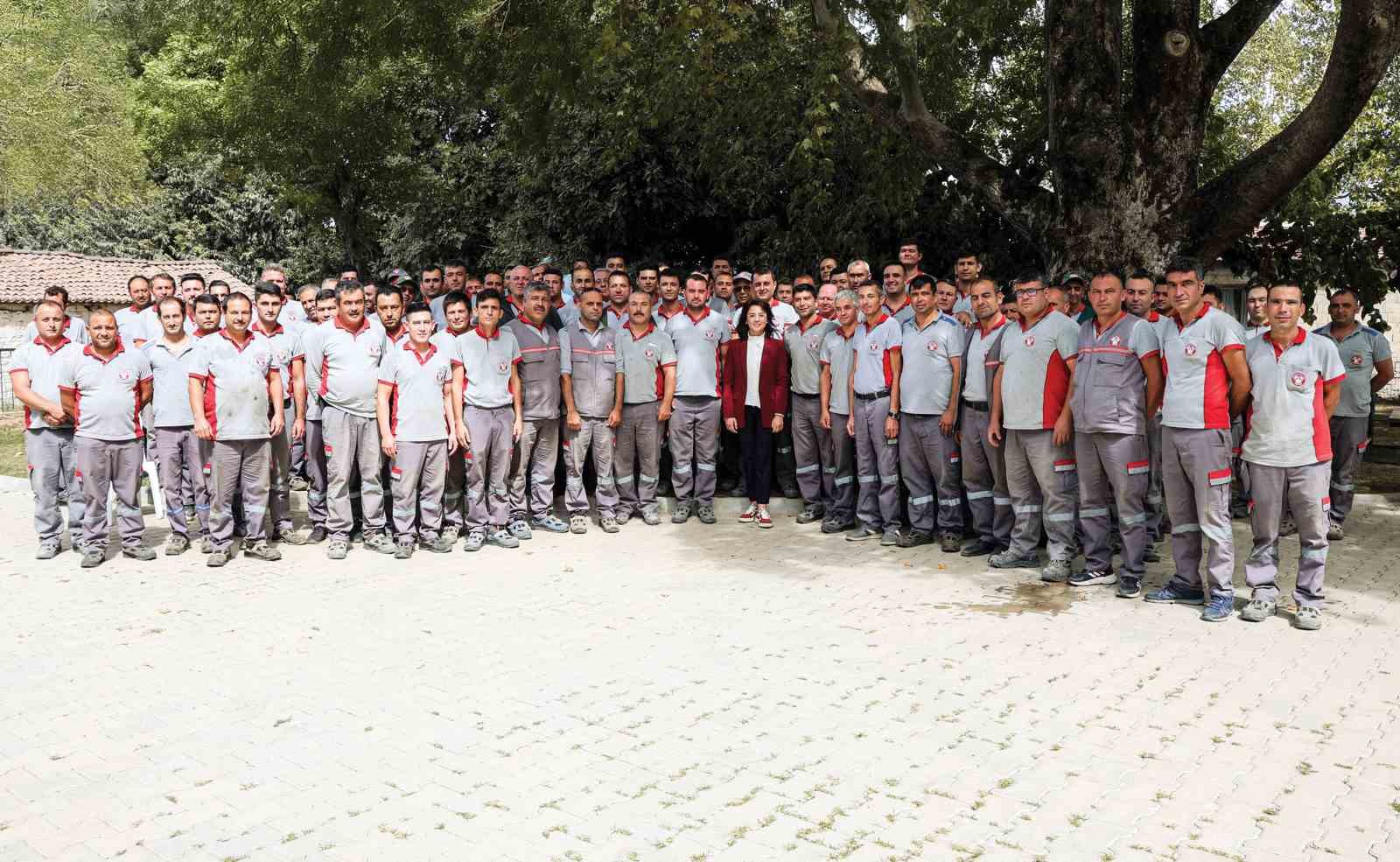 Başkan Köksal Aras’tan 1 Mayıs Emek ve Dayanışma Günü mesajı
?v=1