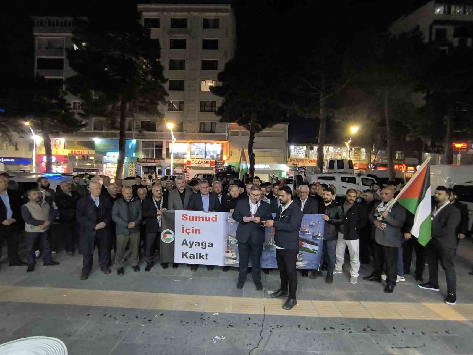 Tatvan’da Sumud Filosu’na destek eylemi
?v=1