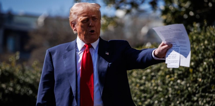 Trump (İran) Anlaşma Yapmayı Çok İsteyen Kişilerle Görüşüyoruz?v=1