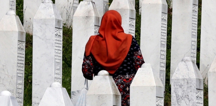 Saraybosna’daki Savaş Turizmi Katılımcıları, En Güzel Kadınları Vurmak İçin Birbiriyle Yarışmış