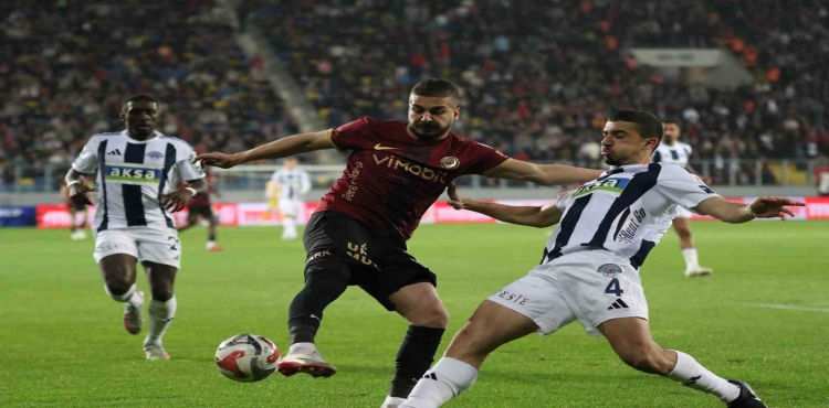 Trendyol Süper Lig: Gençlerbirliği: 2 - Kasımpaşa: 2 (ilk yarı)?v=1