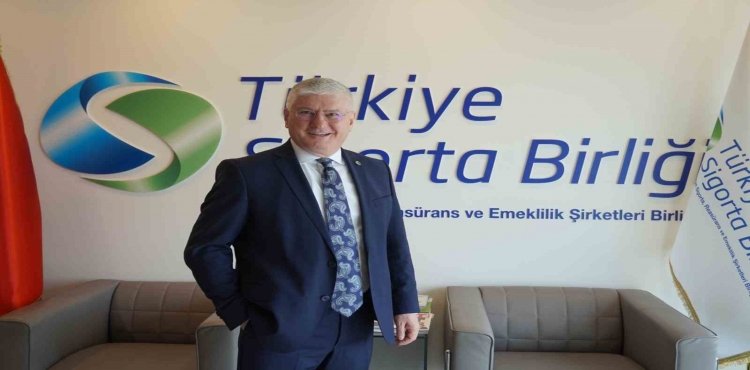 TSB Başkanı Yaşar Sigorta Sisteminin Temel Amacı Prim Üretmek Değil, Mali Yükü Üstlenmektir?v=1