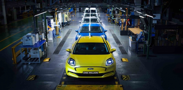 Ford Otosan Craiova Fabrikası’nda 1 Milyonuncu Ford Puma Üretildi?v=1