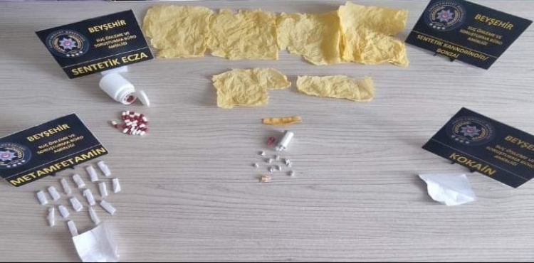 Beyşehir'de Polis Ekiplerinden Zehir Tacirlerine Darbe?v=1