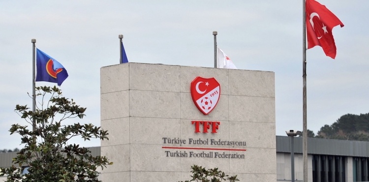 Futbolda 2026-2027 sezonu birinci transfer dönemi başladı?v=1