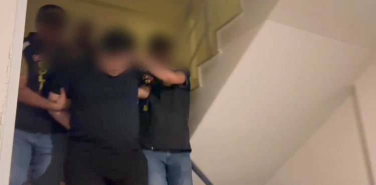 MİT Tespit Etti, Kırmızı Bültenle Aranan Uluslararası Uyuşturucu Kaçakçısı Mersin’de Yakalandı