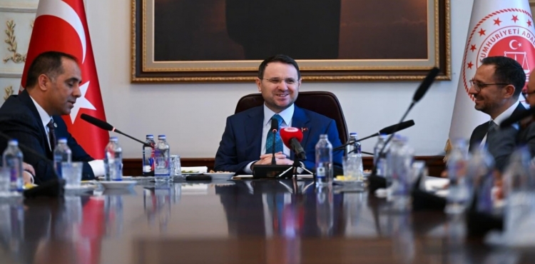 Bakan Gürlek Muhtar, Devletin En Temel Direği