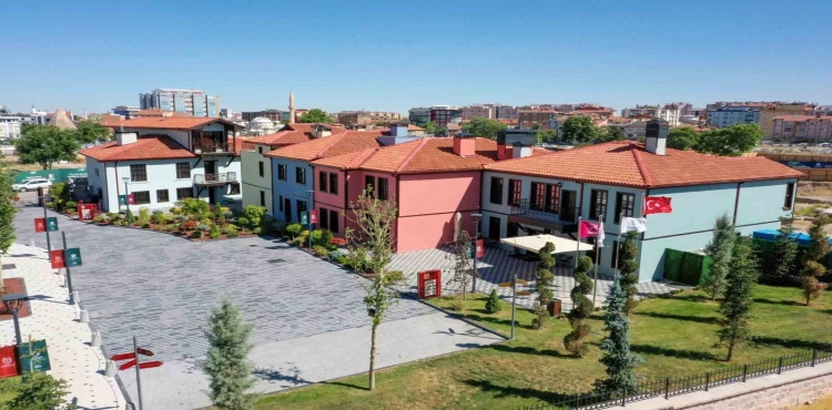 Suriçi Dönüşümünün Gözdesi Tescilli Binalar Şimdi Konya Turizminin Yıldızı?v=1