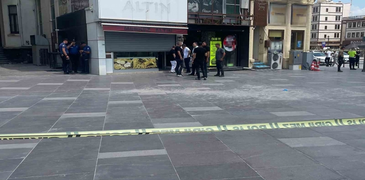 Alacak Verecek Meselesinde Vurulan Kuyumcu Ağır Yaralandı?v=1