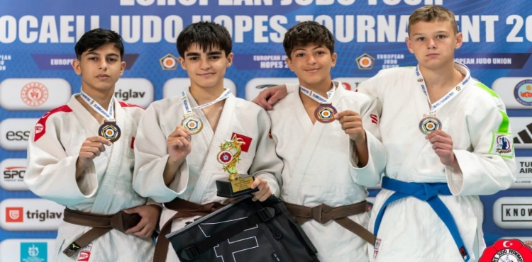 Konya Büyükşehir Minikler Avrupa Judo Kupası'nı 3 Madalya İle Taçlandırdı?v=1