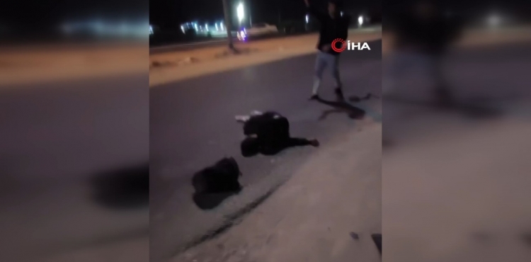 Irak'ta Kerbela'ya Yürüyen Kalabalığın Arasına Araç Daldı 10 Ölü, 12 Yaralı?v=1