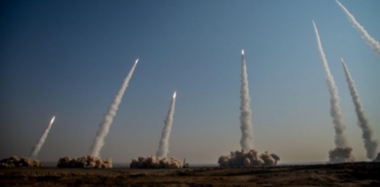 CENTCOM İran’ın Ürdün Saldırılarında 2 ABD Askeri Öldü, 1 Askerden Haber Alınamıyor?v=1