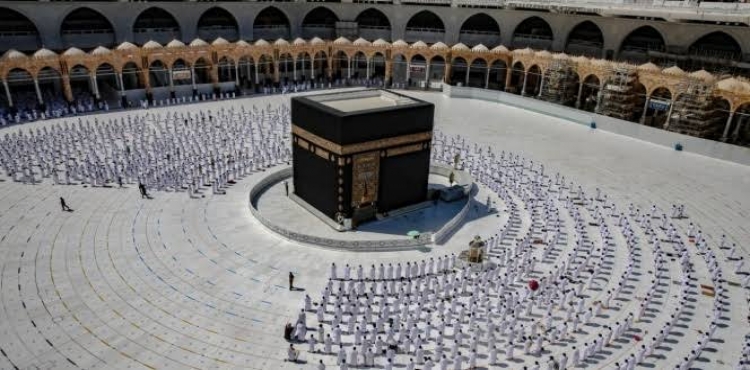 Suudi Arabistan'dan Umre Ziyaretçilerine Büyük Kolaylık Çok Girişli Vize Dönemi?v=1