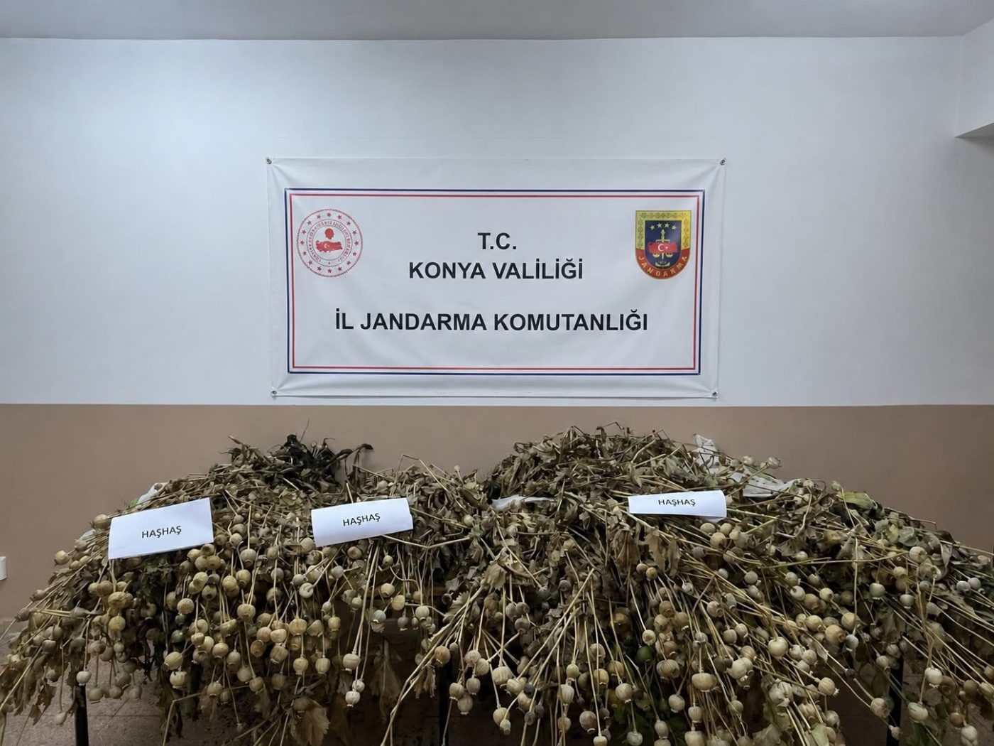 Konya'da Uyuşturucuya Geçit Yok 5 Kişi Tutuklandı