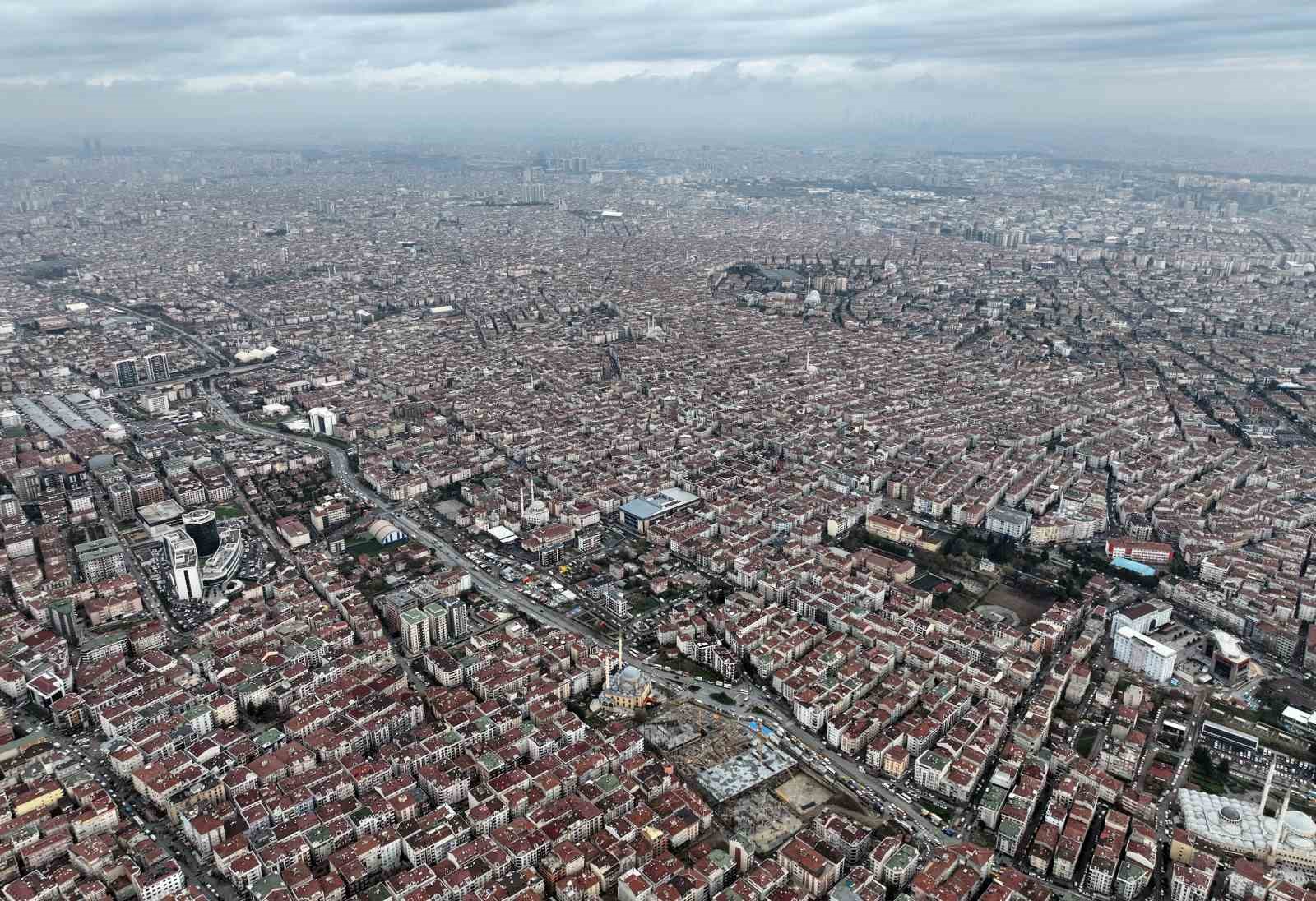 Betona boğulan İstanbul’da korkutan görüntü
