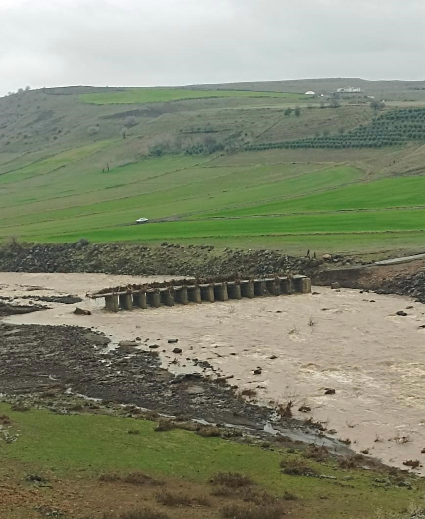 Baraj sularıyla kullanılamaz hale gelen köprünün yıkılmadan önceki görüntüsü ortaya çıktı
